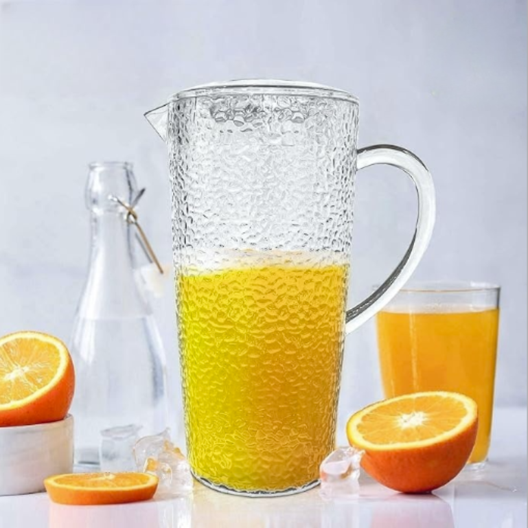 إبريق أكريليك مع غطاء