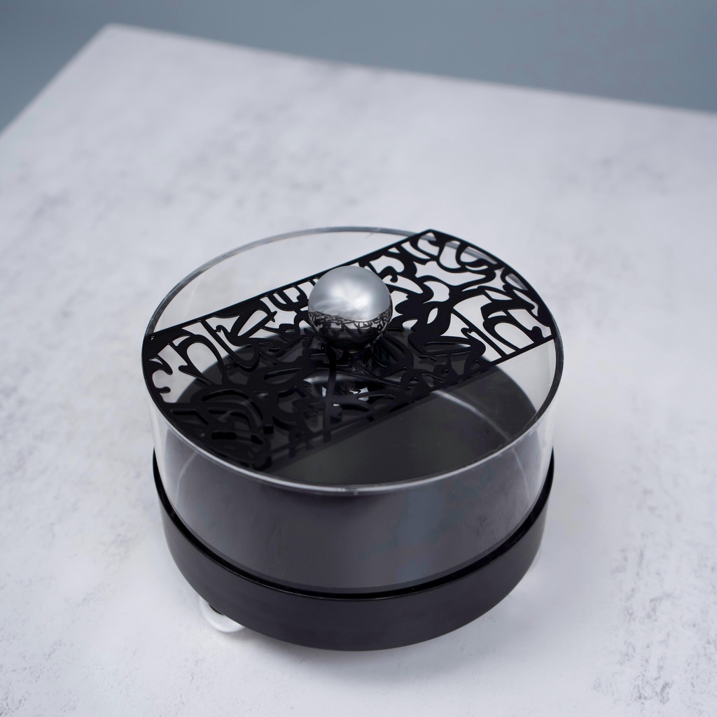 Small Metal Plate with Cover