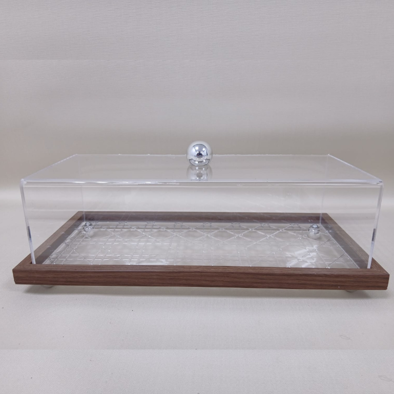 Large Acrylic Pie Tray with Lid 